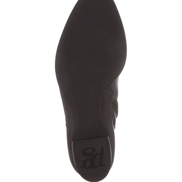 🌺Paul Green Nelly Bootie in Black Leather $375 - Picture 6 of 6